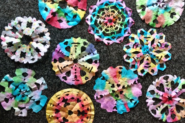 Watercolor Snowflake Craft - Evolving Motherhood