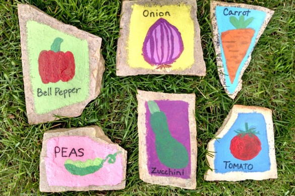 hand painted decorative garden markers are a perfect gift for Mother's Day. // evolvingmotherhood.com
